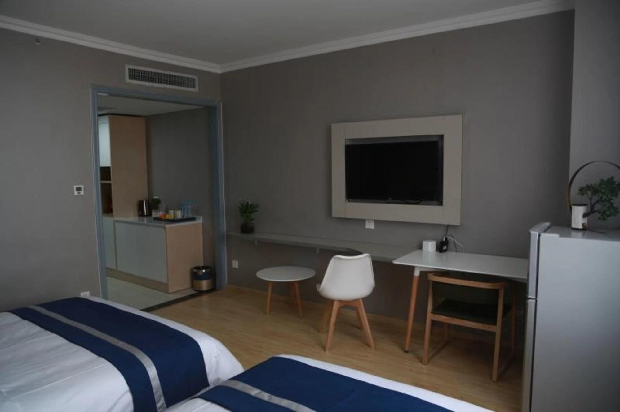 Golden Phoenix Hotel Шуньи Экстерьер фото