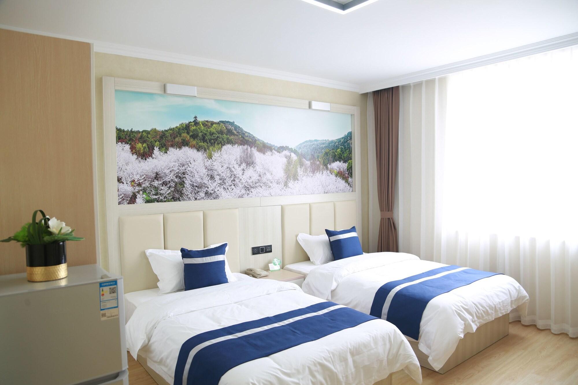 Golden Phoenix Hotel Шуньи Экстерьер фото