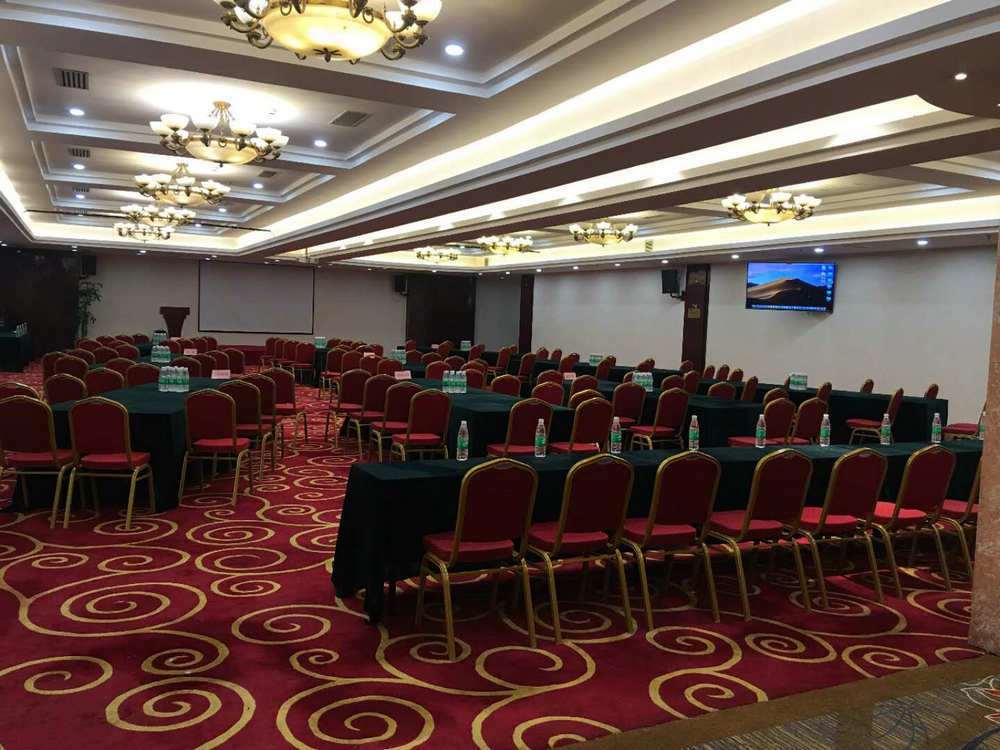 Golden Phoenix Hotel Шуньи Ресторан фото