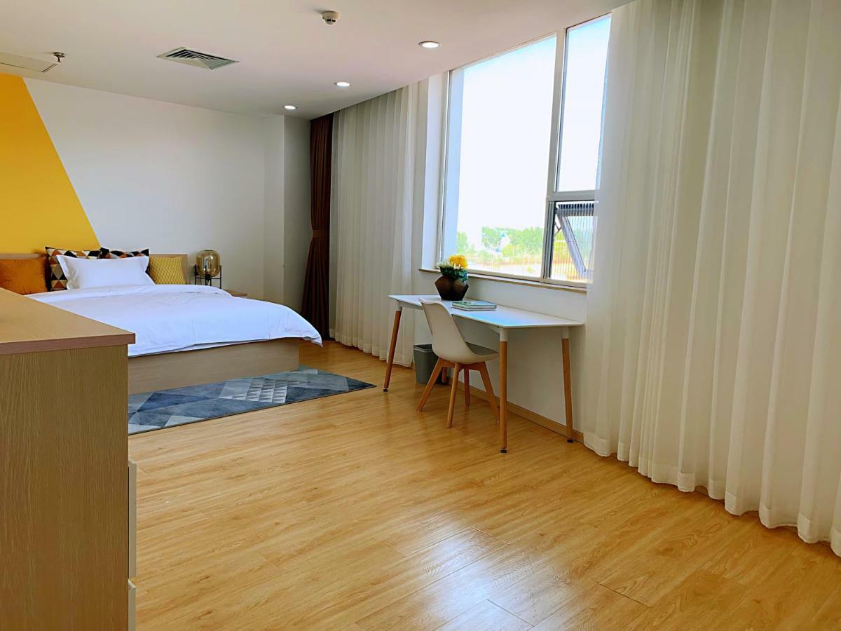 Golden Phoenix Hotel Шуньи Экстерьер фото