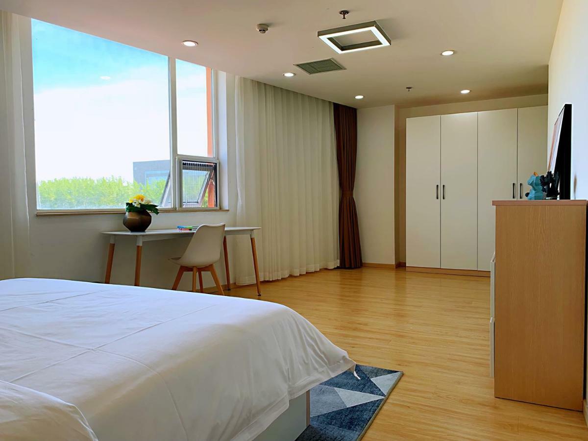 Golden Phoenix Hotel Шуньи Экстерьер фото